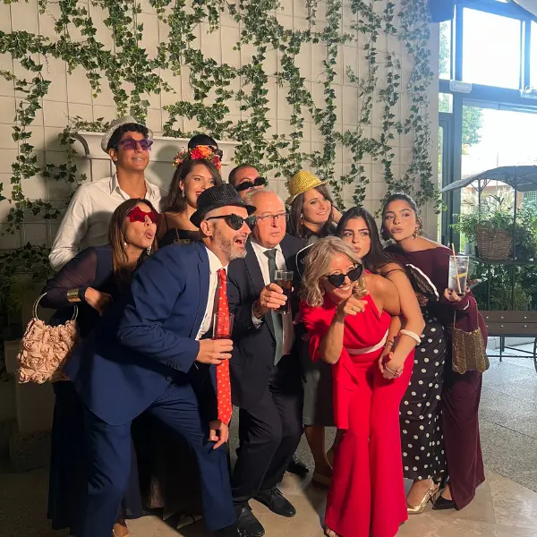 Pose grupo boda madrid