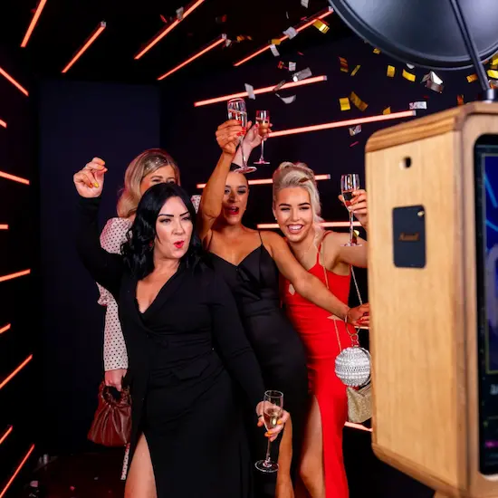 alquiler de fotomaton para fiestas