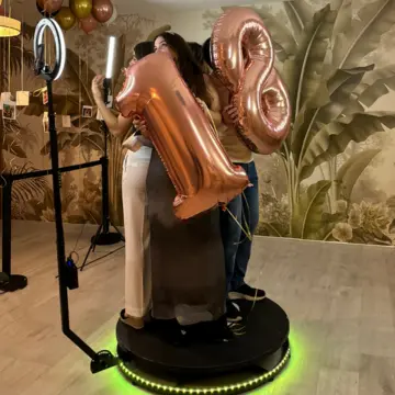 Alquiler maquina fotomatón giratorio Madrid